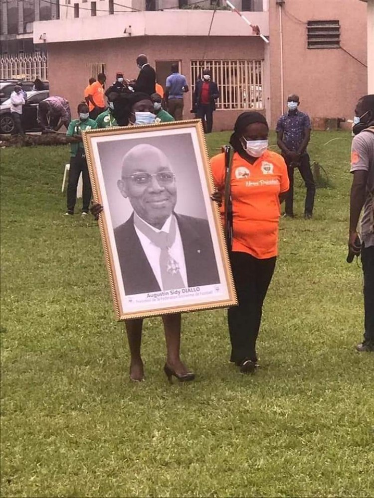 CI-Obsèques de Sidy Diallo : l'émouvant message du Comité exécutif de la Fif!