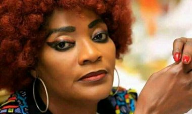 Côte d’Ivoire-Noël : « Le message de bonheur » de la chanteuse Monique Seka aux Hommes