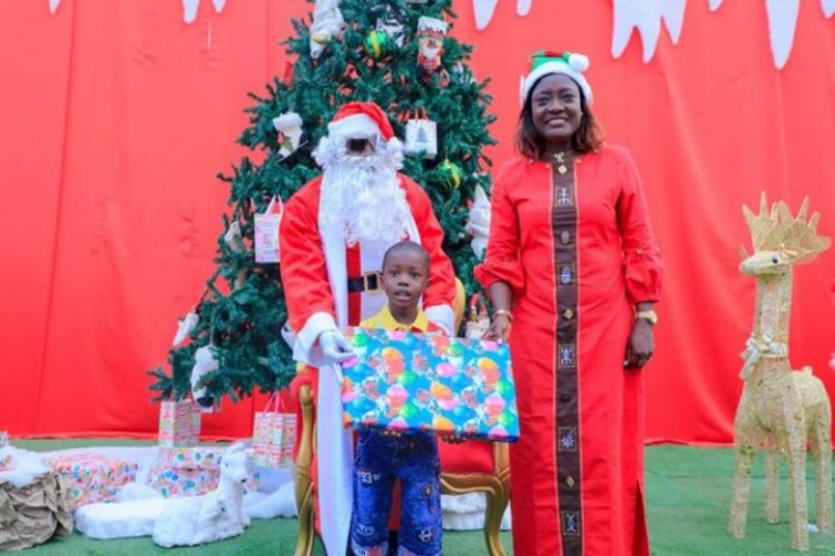 CI-Noël à Boundiali : la ministre Mariatou Koné donne le sourire à 3000 enfants   