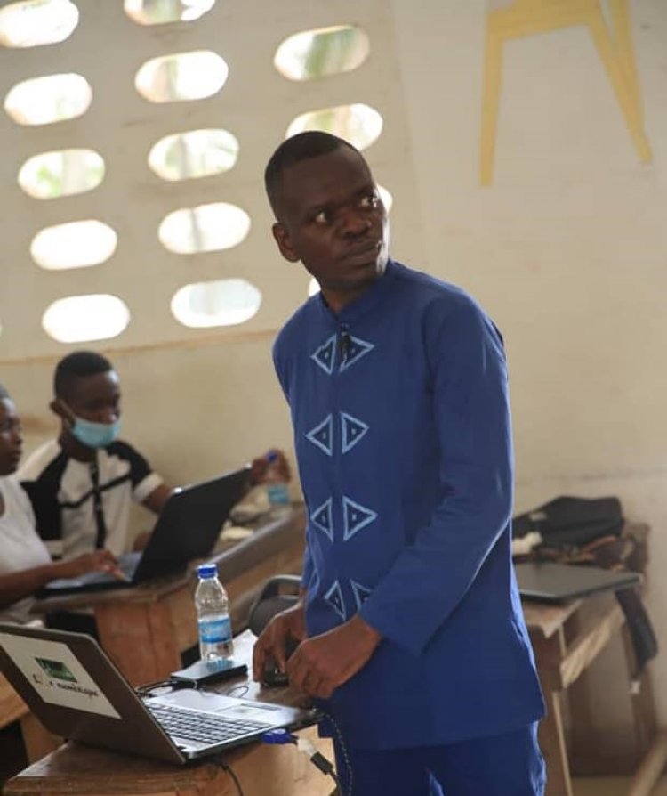 Côte d’Ivoire : « Comment la compétence fait plier le diplôme » (Dr Elogne ZORO)   