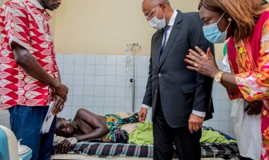 CI-Accident à Ferké :  Achi exprime la compassion de Ouattara aux familles des victimes