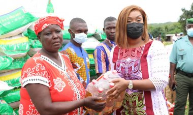 CI-Nassian : Myss Dogo redonne le sourire à plus de 150 familles sinistrées