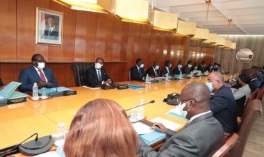 Côte d’Ivoire : « plus de sirènes et gyrophares » pour les ministres