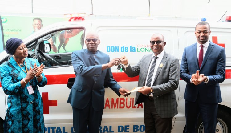 Côte d'Ivoire (Santé) : la LONACI offre 6 ambulances et 2 4X4 à des structures