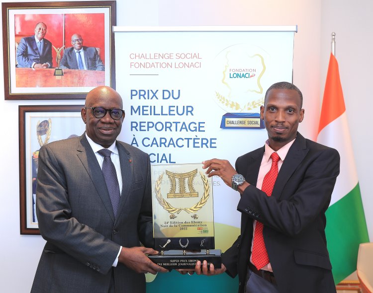 Côte d’Ivoire (Super Ebony 2022) : Raphaël Tanoh reçoit le  «le bravo mérité » de Dramane Coulibaly, Dg de la Lonaci