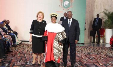 Côte d’Ivoire (Conseil constitutionnel) / Chantal Camara prête serment devant Ouattara