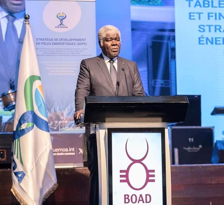UÉMOA (Énergie et numérique)/Beugré Mambé ouvre la table-ronde d’Abidjan sur le financement 
