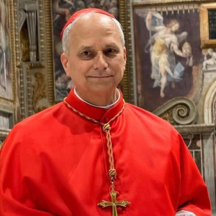Eglise catholique (Vatican) / Le cardinal américain Robert Prevost, nouveau pape, prend le nom Léon XIV