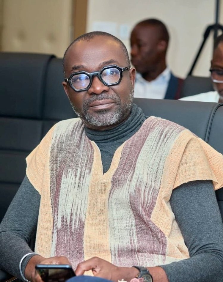 Côte d’Ivoire (Réseaux sociaux) / « Illusions et mirages de la réussite » (Serges N’guessant, journaliste professionnel)